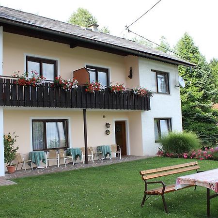 Haus Fischer Фельден-ам-Вёртер-Зе Экстерьер фото